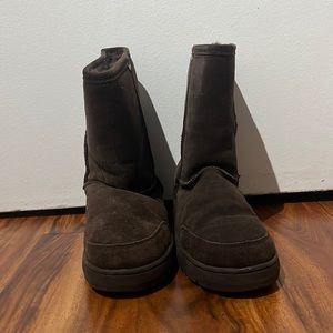 This is my first listing, and I am selling some BearPaw warm boots.